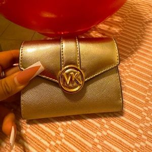 michael kors md flap wallet